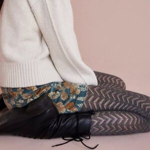 Pointelle Chevron Patterned Tights